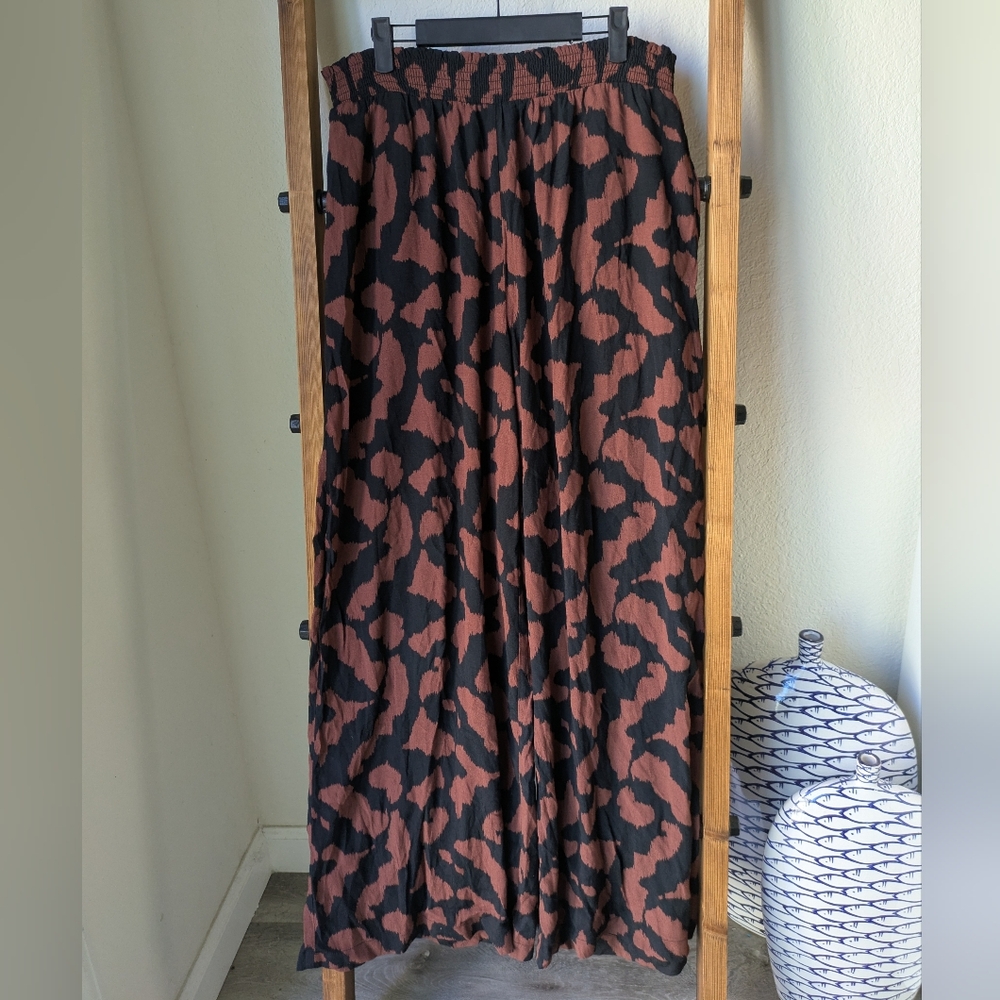 Evereve Women's Black and Brown Wode- Leg Pants - Size L